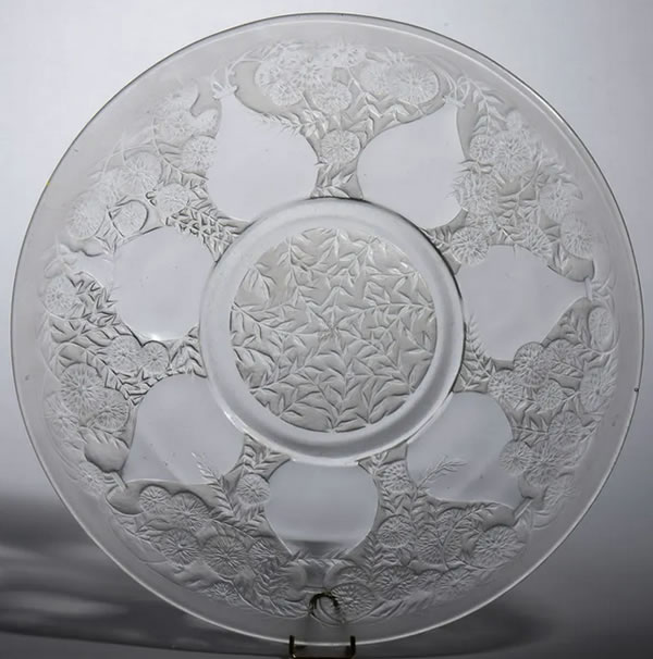 R. Lalique Vases Assiette