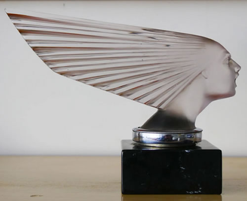 R. Lalique Victoire Mascotte