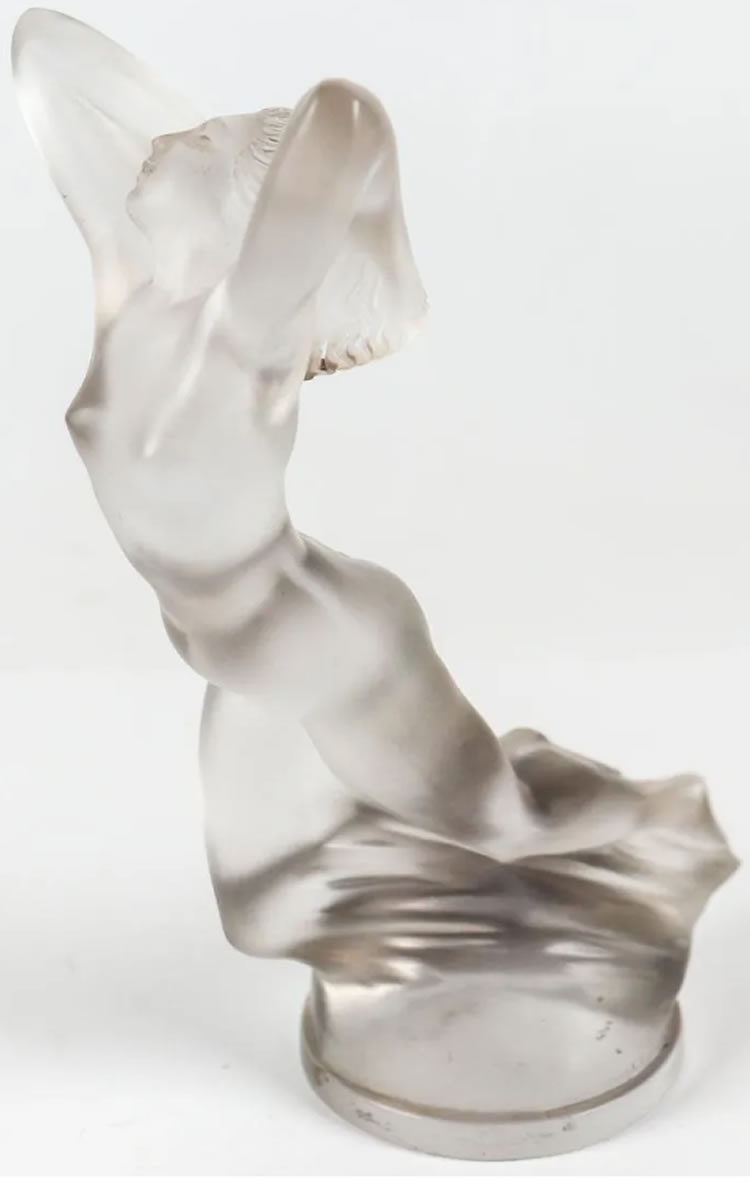 R. Lalique Vitesse Hood Ornament