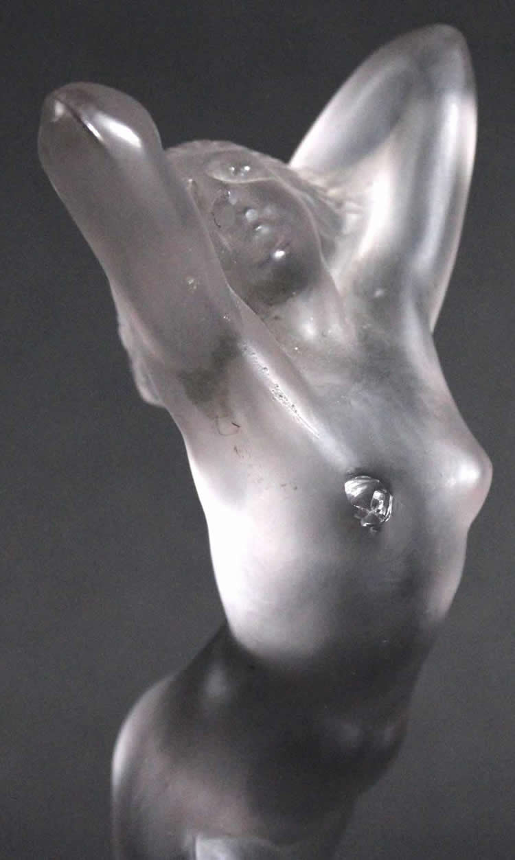 R. Lalique Vitesse Hood Ornament