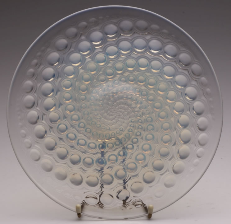 R. Lalique Volutes Plate