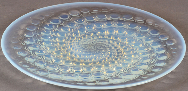 R. Lalique Volutes Plate
