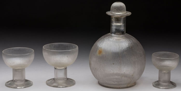 R. Lalique Wingen Tableware