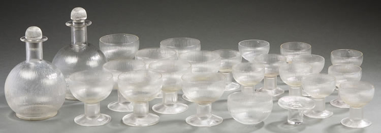 R. Lalique Wingen Tableware