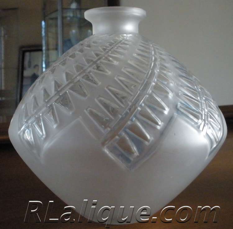 Rene Lalique Vase Montargis
